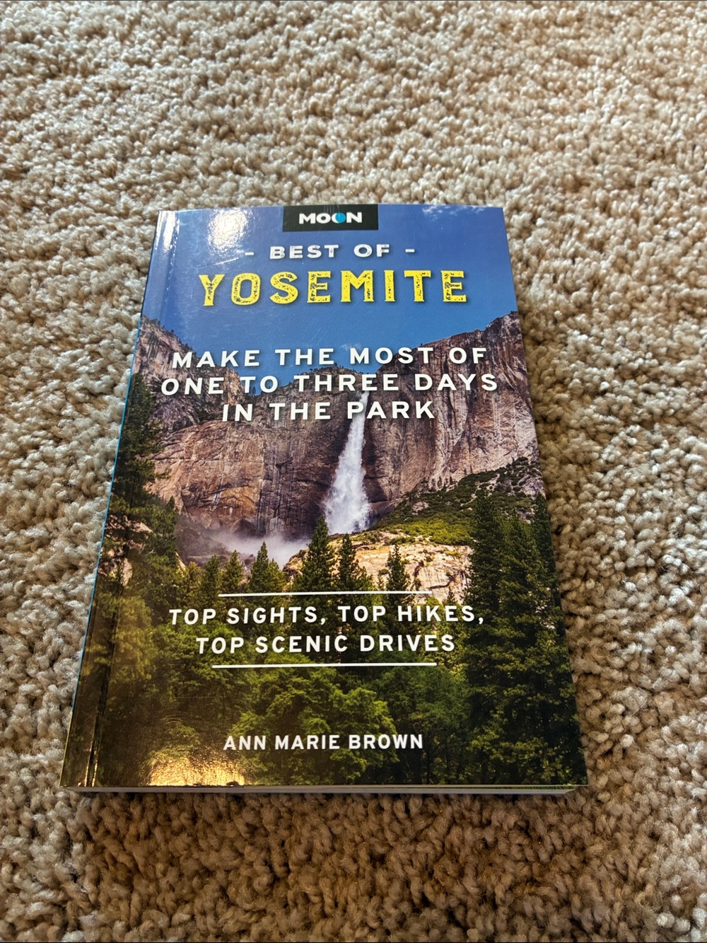 Best of Yosemite Travel Guide - Blue & Green Cover